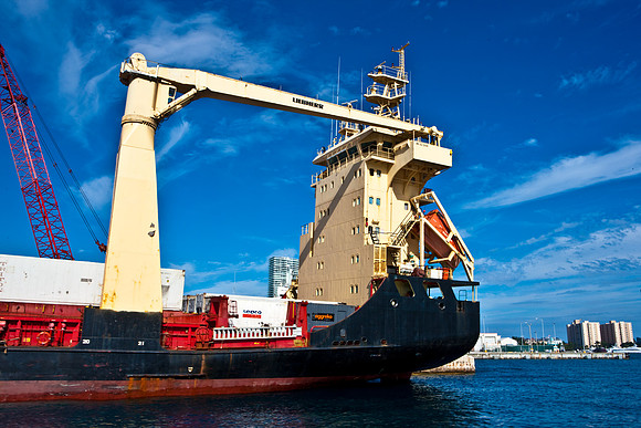 3129_DG_Cargo_Ships_Miami_Goverment_FL_5L8Y2205