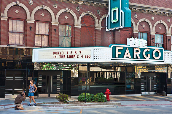 0017_DG_Fargo_North_Dakota_5L8Y3947