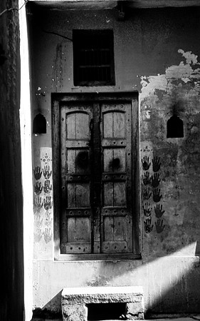 47275_SL_COLOR_INDIA_1987_19