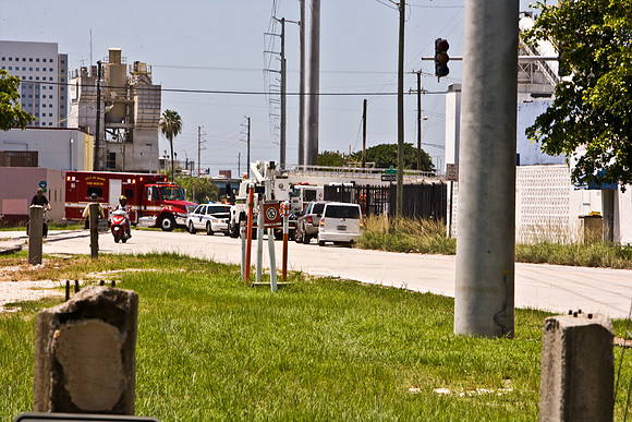 84697_Concrete_Plant_In_Fire_ZV4N6528