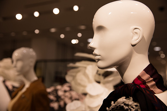 20160417_Mannequins_and_Windows_075A0057