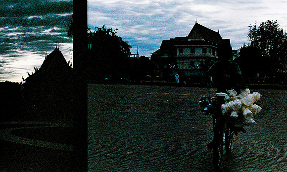 62451_2008_FM_Color_Cambodia_010