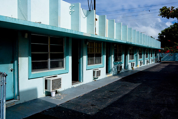 36155_DG_Color_USA_Miami_FL_Biscayne_BlvdZV4N6441_Oasis_Biscayne_BLV_Related