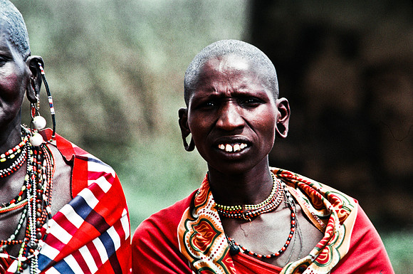 55424_SL_COLOR_TRIBE_CAMP_MASAI_KENYA_AFRICA_1989_7