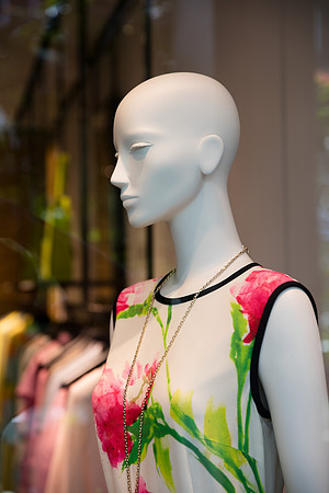 20160417_Mannequins_and_Windows_075A0098