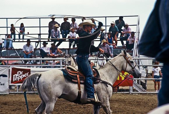 47491_B6_SL_COLOR_TRINIDAD_RODEO_CO_97_07.jpg