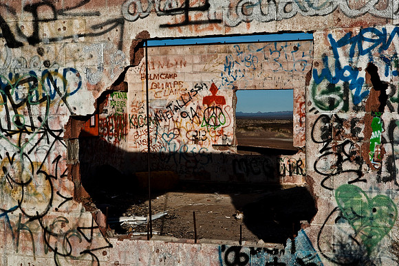 06647_DG_COLOR_ROUTE_66_TO_NEEDLES_CALIFORNIA_CA_USA_2007_ZV4N_644