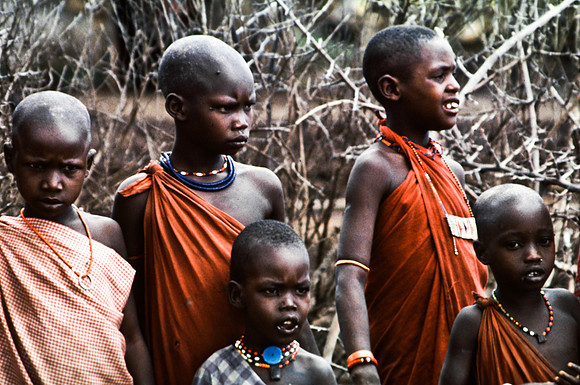 55424_SL_COLOR_TRIBE_CAMP_MASAI_KENYA_AFRICA_1989_10