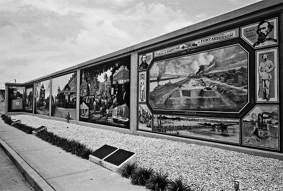 7533_FL_BW_KENTUCKY_01_33.jpg