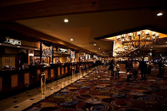 06649_DG_COLOR_ZV4N_2665_LAS_VEGAS_NEVADA_NV_USA_2007