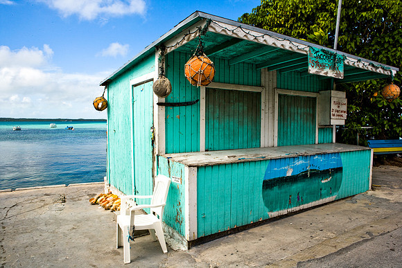 36174_DG_Color_USA_Harbour_Island_Bahamas_Related_GroupZV4N1230