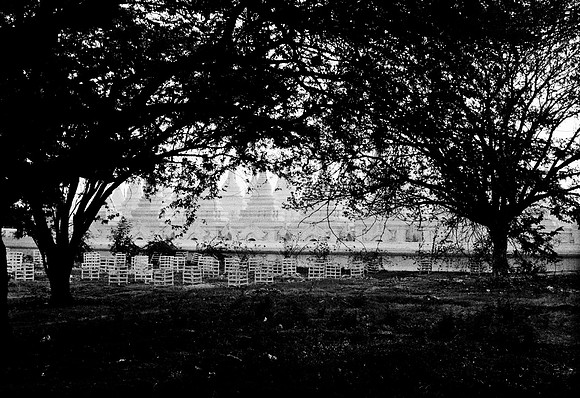 0784_FM_BW_35MM_BURMA_11