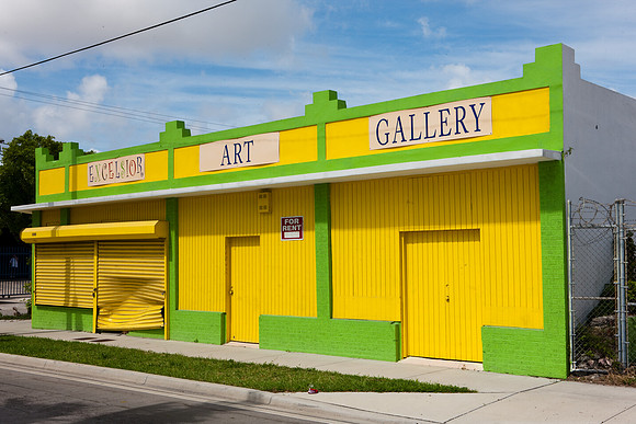 3010_DG_Gallery_On_Miami_Avenue_29_Str_Miami_FL_20090503_Miami_FL_5L8Y7307