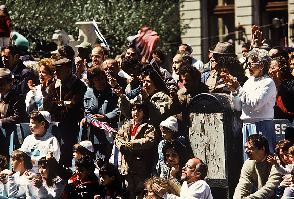 64056_B1_SL_COLOR_ISRALI PARADE_NY_88_04.jpg