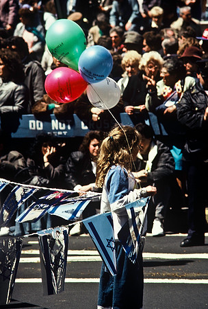 64055_B1_SL_COLOR_ISRALI PARADE_NY_88_22.jpg