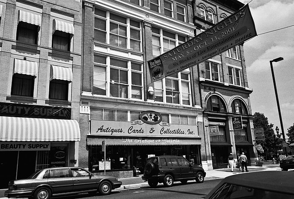 7533_FL_BW_KENTUCKY_01_3.jpg
