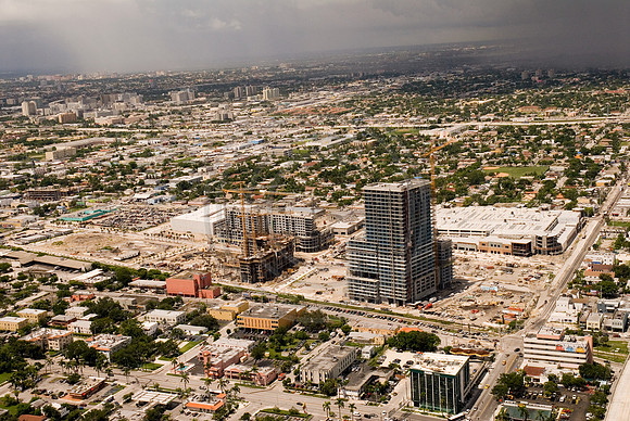 MDT33137_DG_DSC_MIDTOWN_0258