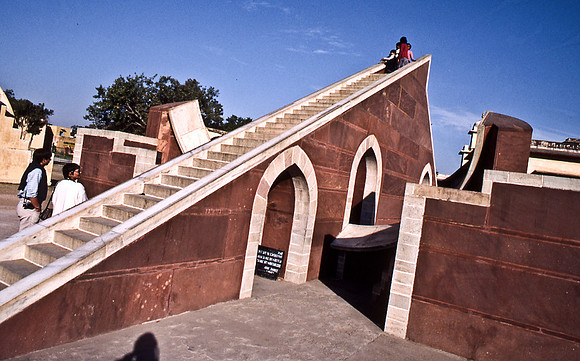47303_SL_COLOR_INDIA_1987_9