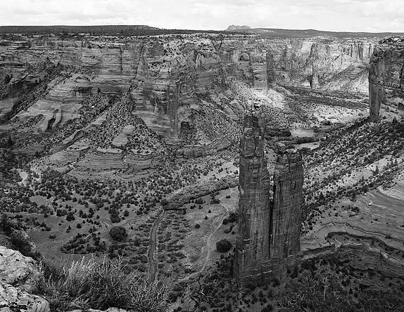 6102_COLOR_SQ_GRAND_CANYON_NORTH_RIME_AND LODGE_05_1.jpg
