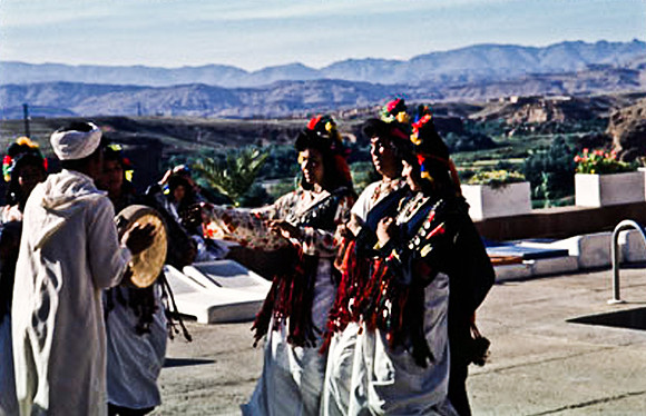 3232_SL_COLOR_EL_KELAA_M_GOUNA_MAROCCO_II_1998_2