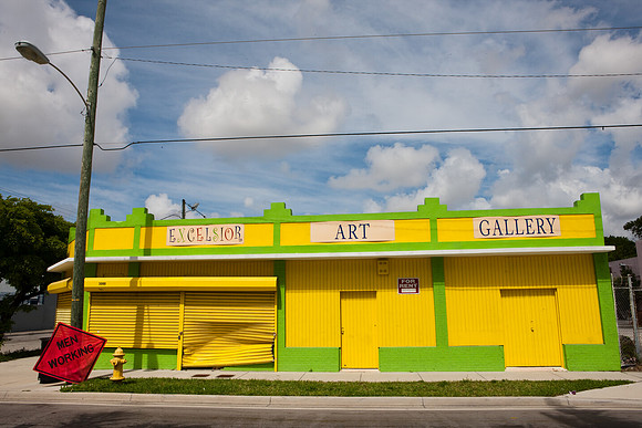 3010_DG_Gallery_On_Miami_Avenue_29_Str_Miami_FL_20090503_Miami_FL_5L8Y7322
