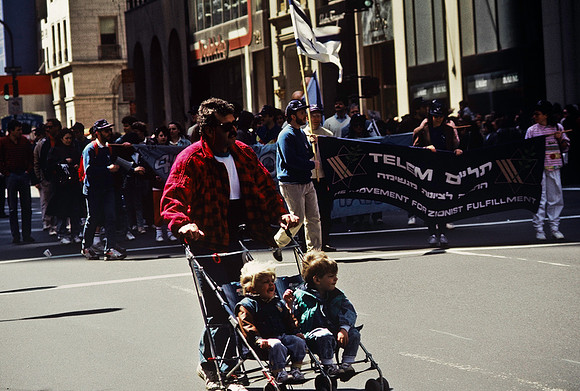64055_B1_SL_COLOR_ISRALI PARADE_NY_88_16.jpg