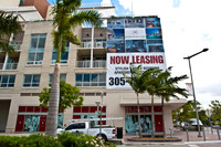3804_DG_Midtown_BC_BG_Maxazria_Salon_Tour_2010_Trailer_Miami_FL_ZV4N1556