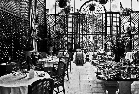 2667_FM_BW_35MM_BUENOS_AIRES_ARGENTINA_2004_5