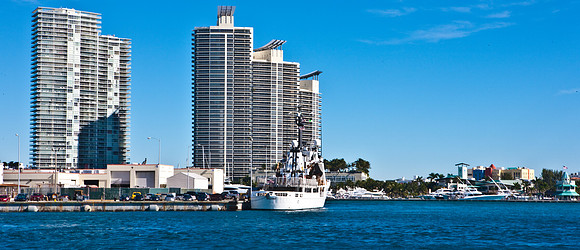 3129_DG_Coast_Guard_Miami_Beach_Marina_Miami_FL_5L8Y1788