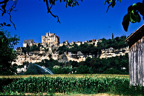 37212_SL_COLOR_BEYNAC_TO_LES_MILLANDES_FRANCE_1998_2