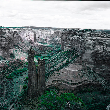 6102_COLOR_SQ_GRAND_CANYON_NORTH_RIME_AND LODGE_05_3.jpg