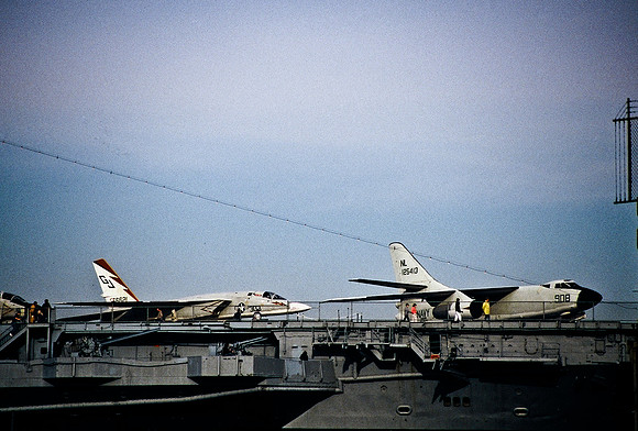 64044_B1_SL_COLOR_NY_86_17.jpg