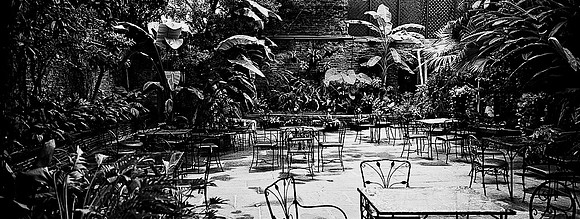 7720_FM_BW_NEW_ORLEANS_LA_01_1.jpg