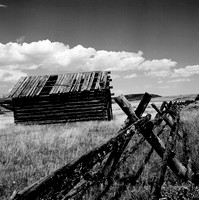 7564_BW_8_SQ_BARN_FENCE_IDAHO_01_2.jpg