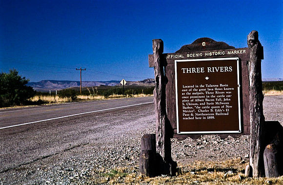 47897_B16_SL_COLOR_SANDS_NAT_MNT_TO_TREE-RIVER_FROM_HWY70_TO_HWY54N_NM_97_1010.jpg