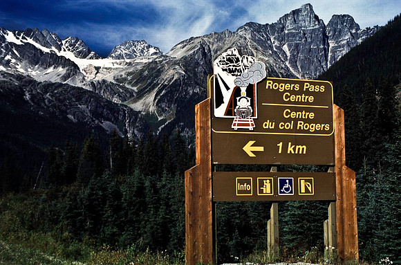 06816_B19_SL_COLOR_REVELSTOKE_TO_ROGERS_PASS_TO_GLACIER_NAT_PARK_OC_WS_97_08.jpg