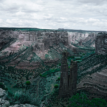 6102_COLOR_SQ_GRAND_CANYON_NORTH_RIME_AND LODGE_05_5.jpg