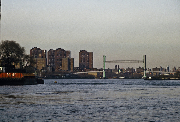 64049_B1_SL_COLOR_NY_86_05.jpg