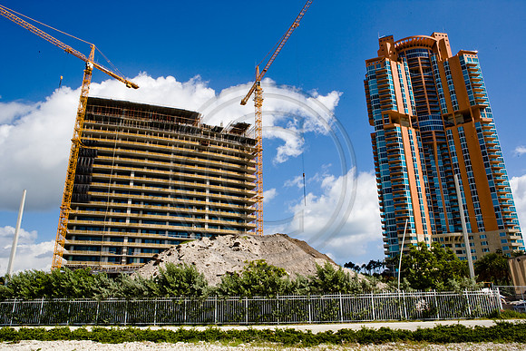 36140_DG_Color_USA_Miami_Beach_FL_Related_Group_South_of_Fifth36140_RELATED_DG_ZV4N3584