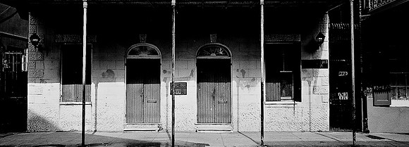 7717_FM_BW_NEW_ORLEANS_LA_01_1.jpg