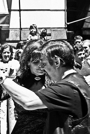 2627_FM_BW_35MM_BUENOS_AIRES_ARGENTINA_2004_23
