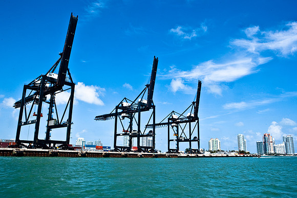85553_ZV4N_9185-832_Miami_FI_By_Boat_Pinker