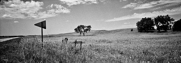 7552_FM_BW_XPAND_AZ_01_13.jpg