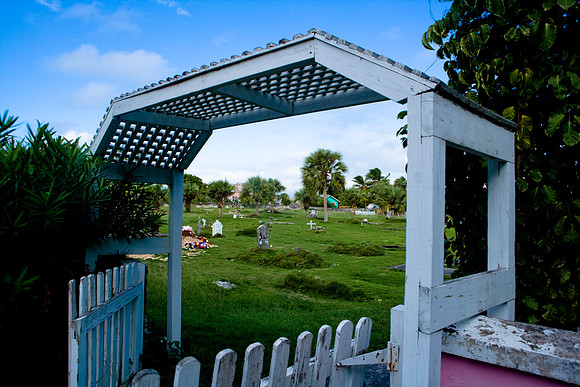 36291_DG_Color_West_Indies_Harbour_Island_BahamasZV4N2202