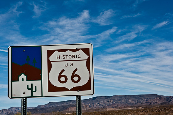 06647_DG_COLOR_ROUTE_66_TO_OATMAN_ARIZONA_AZ_USA_2007_ZV4N_883