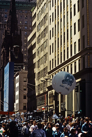 64055_B1_SL_COLOR_ISRALI PARADE_NY_88_15.jpg