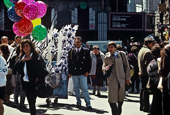 64055_B1_SL_COLOR_ISRALI PARADE_NY_88_24.jpg