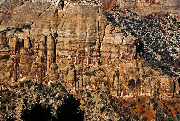 47466_B5_SL_COLOR_NATIONA_ MONUMENT_COLORADO_WY_97_02.jpg