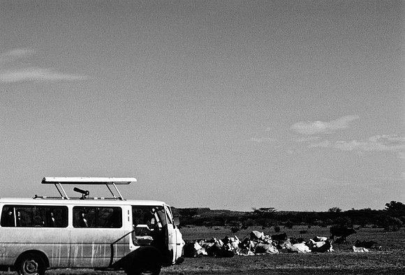 55442_SL_COLOR_TRIBE_LAKE_BARINGO_KENYA_AFRICA_1989