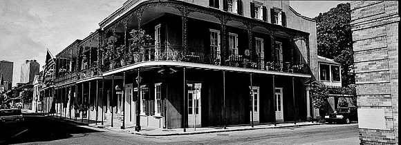 7717_FM_BW_NEW_ORLEANS_LA_01_3.jpg